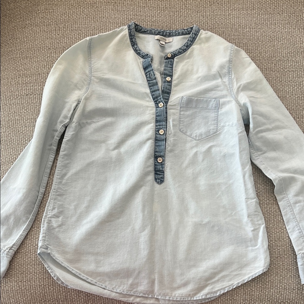 Vintage J. Crew Light Blue Denim Button-Up Shirt Size 6